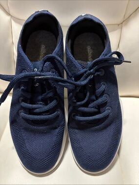 allbirds Men’s Navy Blue Athletic Sneakers